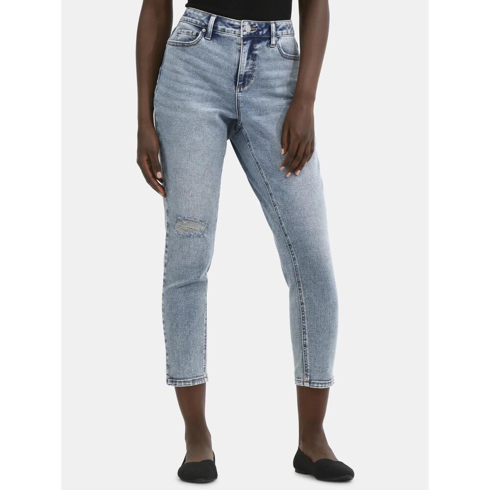Time and Tru Women's High Rise Distressed Mom Jeans, Tapered Relaxed Fit, Size 4